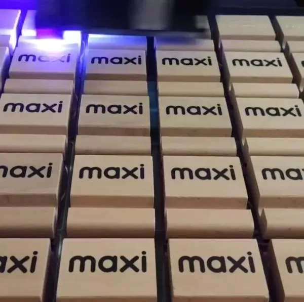 Ahşap Telefon Standı